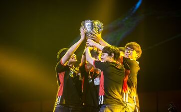 Steam 上的 City Game Studio： Your Game Dev Adventure Begins